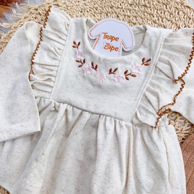 Conj. Batinha de Linho com Flores Bordadas e Calça Legging - Areia e Marrom